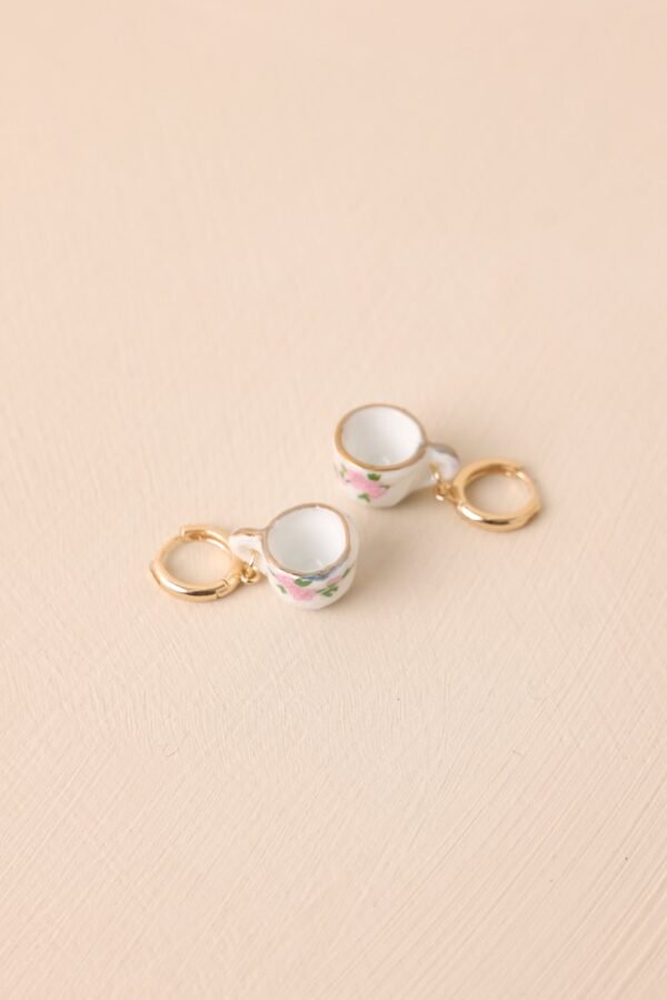 Caf?? On The Corner White Floral Teacup Earrings