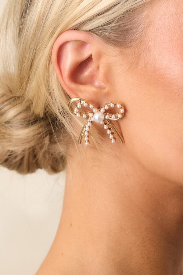 Best Of Both Worlds Gold & Ivory Pearl Bow Earrings