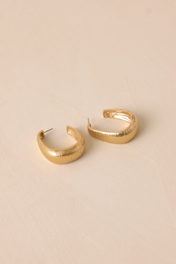 Cascading Waters Gold Square Hoops