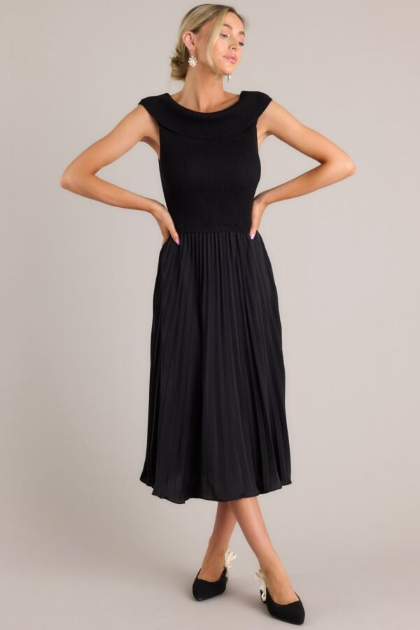 Beautiful Life Black Pleated Midi Dress