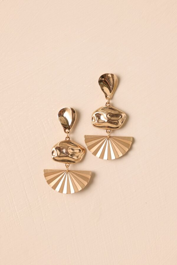 Can't Help But Smile Gold Geometric Textured Drop Earrings