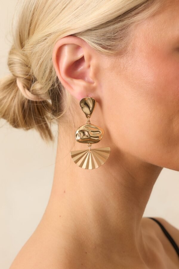 Can't Help But Smile Gold Geometric Textured Drop Earrings